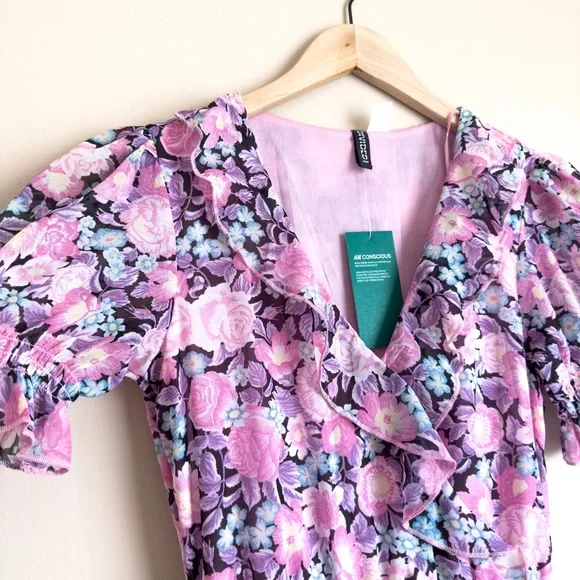 H&M Floral Ruffle Mini Dress - Picture 4 of 16